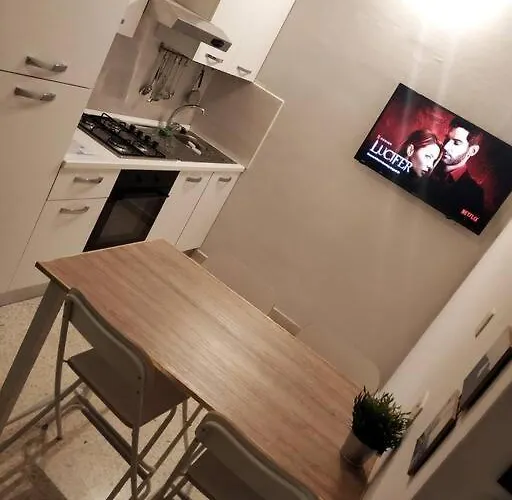 Ground Floor 3 Min Walk From The Sea